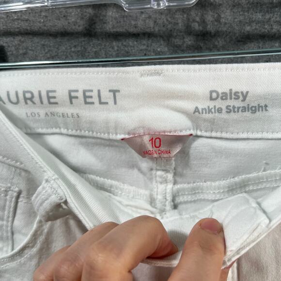 Laurie Felt Regular Daisy Floral Embroidered Ankle Jeans White, Reg 10 - Picture 3 of 14